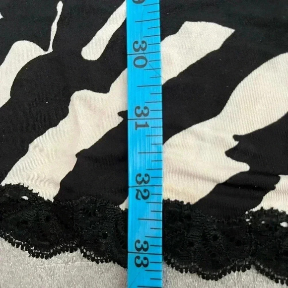 ❤️2/$50❤️[M]Josie Natori Zebra  Print Slip Dress - Picture 6 of 6